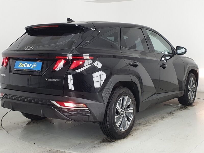 More views of Hyundai Tucson