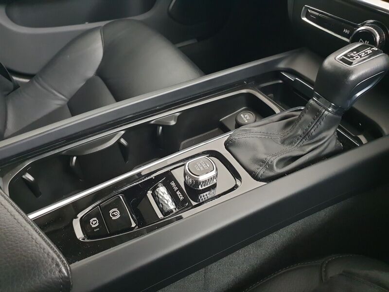 More views of Volvo V60