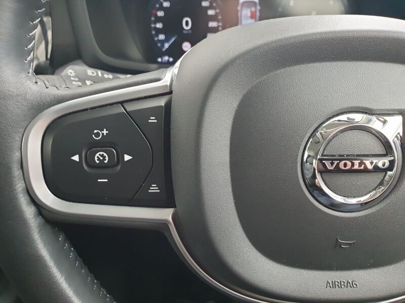 More views of Volvo V60