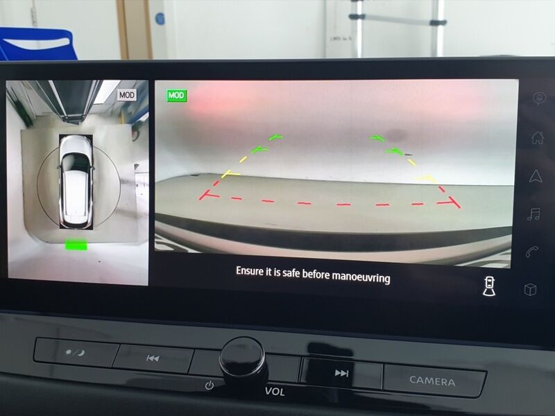 More views of Nissan X-Trail