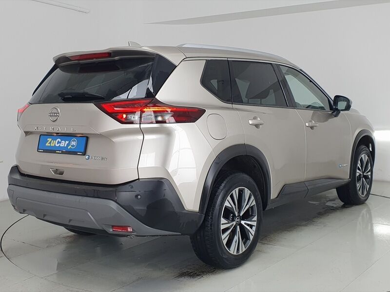 More views of Nissan X-Trail