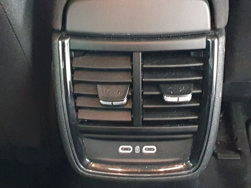 More views of Skoda Scala