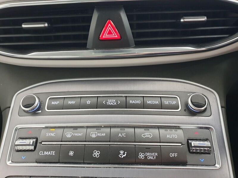 More views of Hyundai Santa Fe