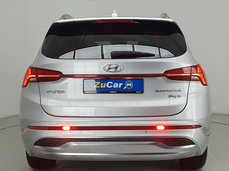 More views of Hyundai Santa Fe