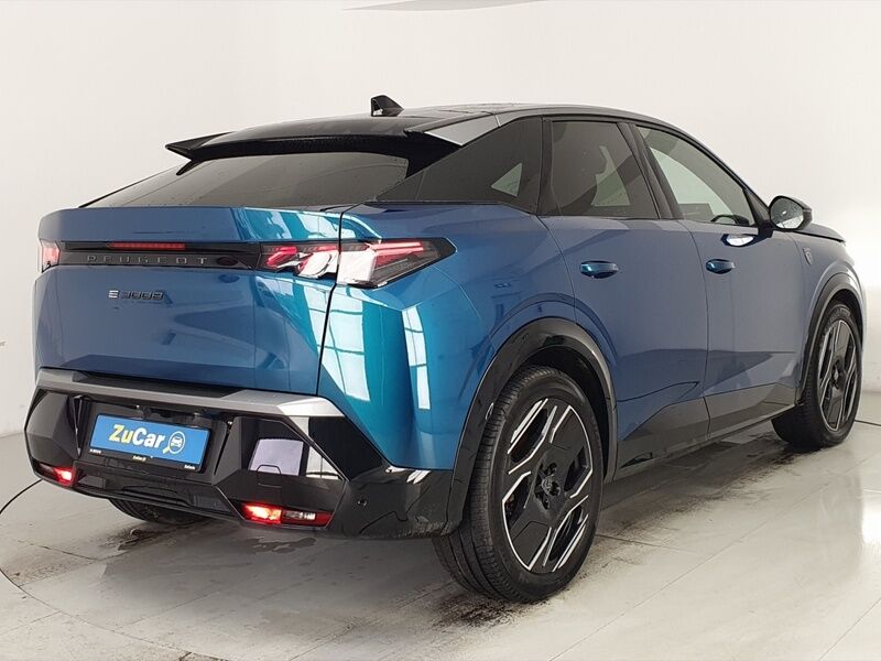 More views of Peugeot 3008