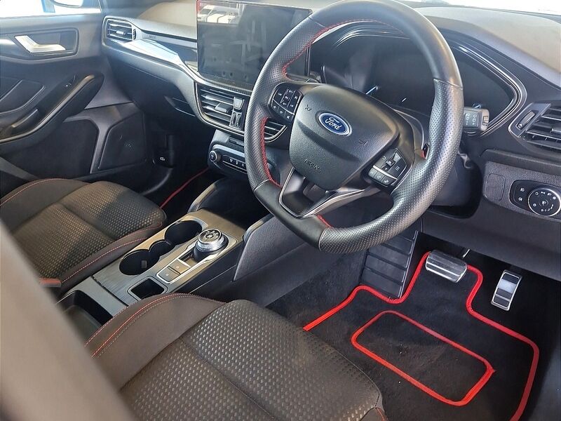 More views of Ford Focus