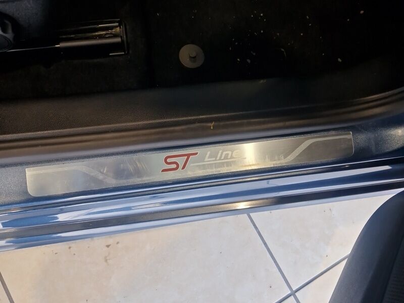 More views of Ford Focus