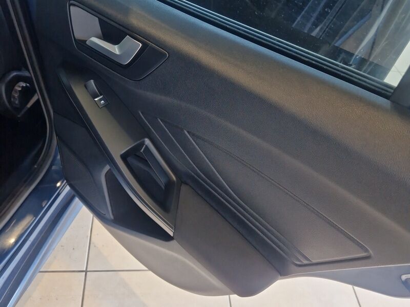 More views of Ford Focus