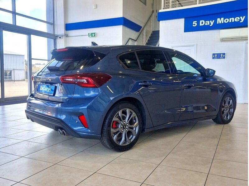 More views of Ford Focus