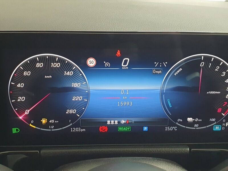 More views of Mercedes-Benz GLA