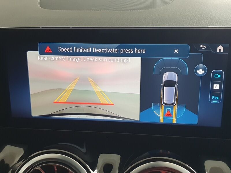 More views of Mercedes-Benz GLA