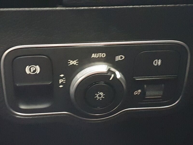 More views of Mercedes-Benz GLA