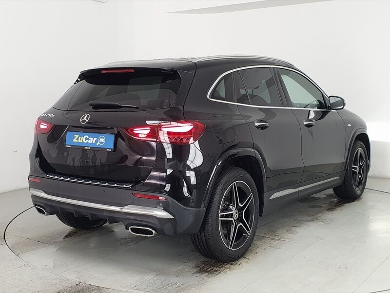 More views of Mercedes-Benz GLA