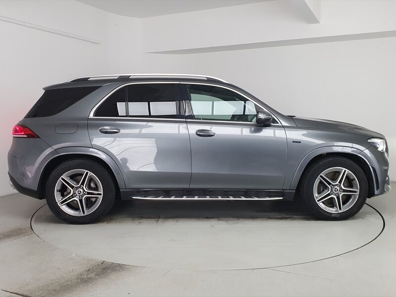 More views of Mercedes-Benz GLE