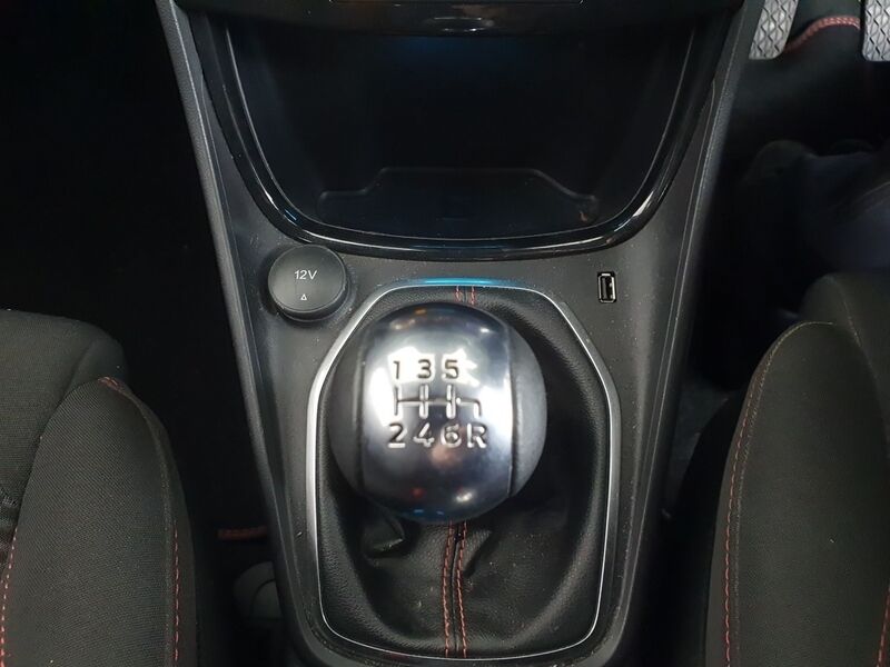 More views of Ford Puma