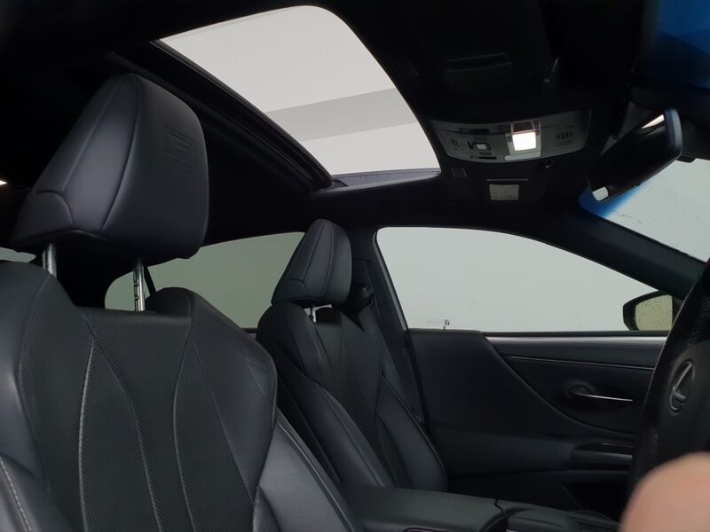 More views of Lexus ES