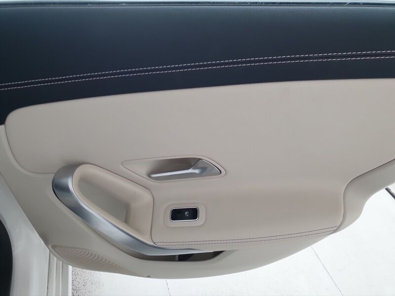 More views of Mercedes-Benz CLA