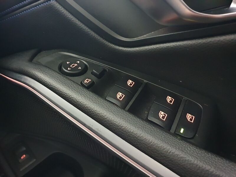 More views of BMW 3-Series