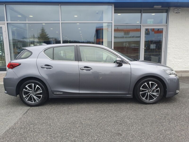 More views of Lexus CT