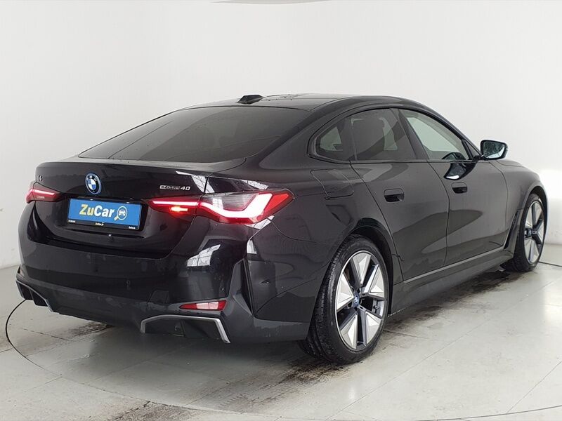 More views of BMW i4