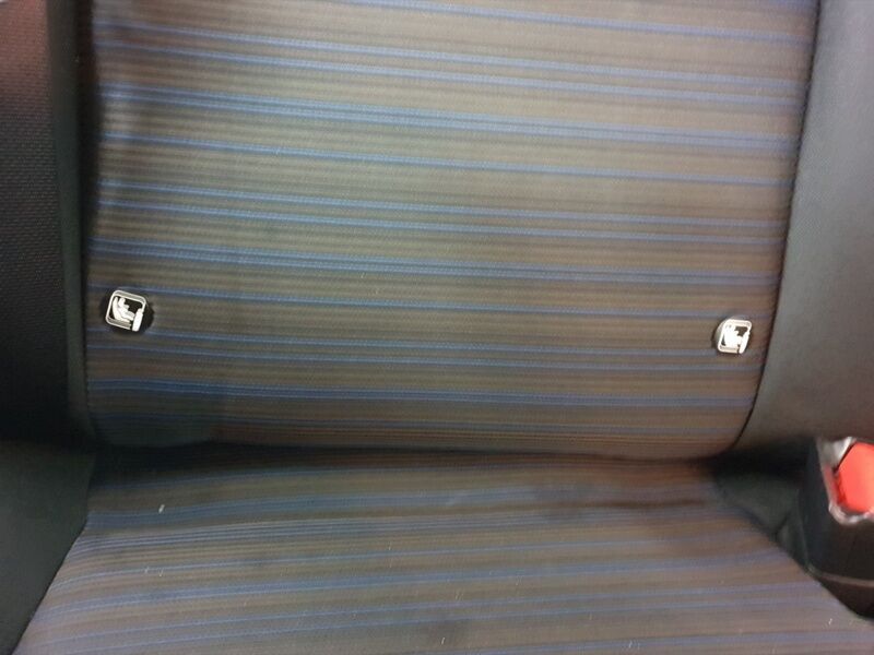 More views of Nissan Leaf