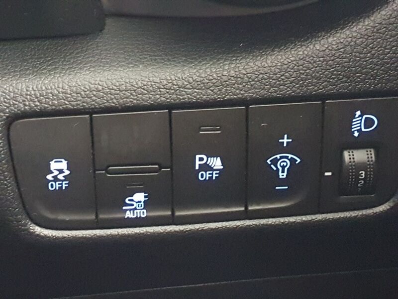 More views of Hyundai KONA