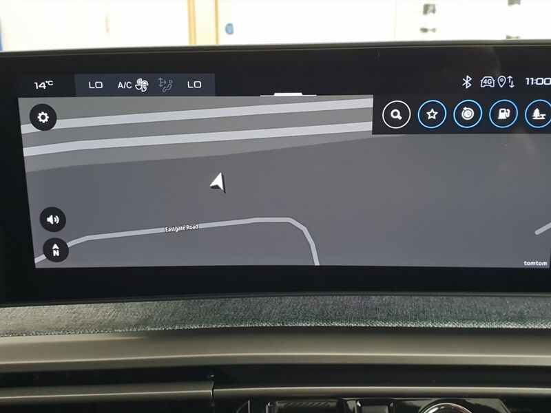 More views of Peugeot 3008