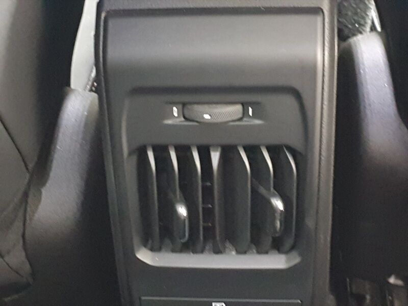 More views of Alfa Romeo Tonale