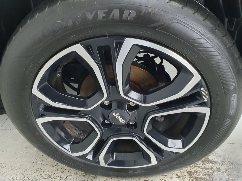 More views of Jeep Avenger