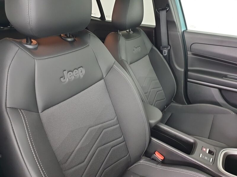 More views of Jeep Avenger