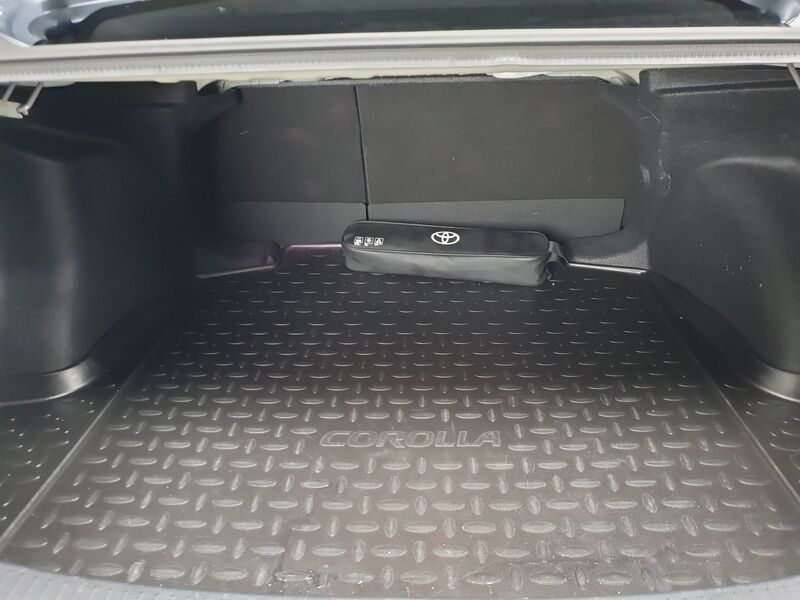 More views of Toyota Corolla