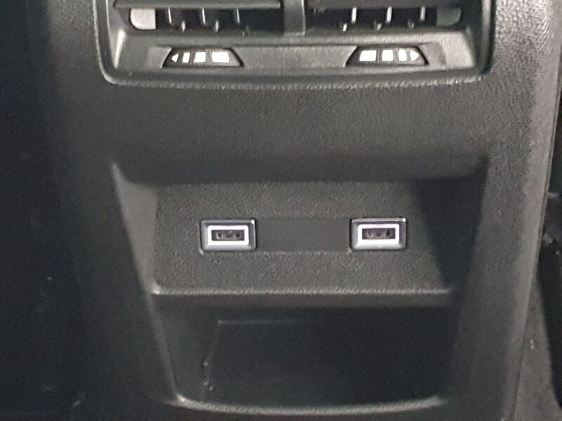 More views of Peugeot 408