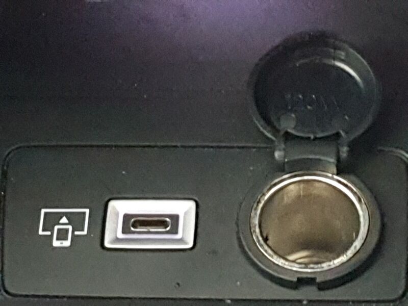 More views of Peugeot 408