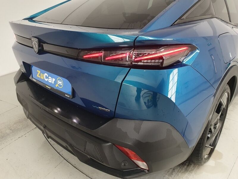 More views of Peugeot 408