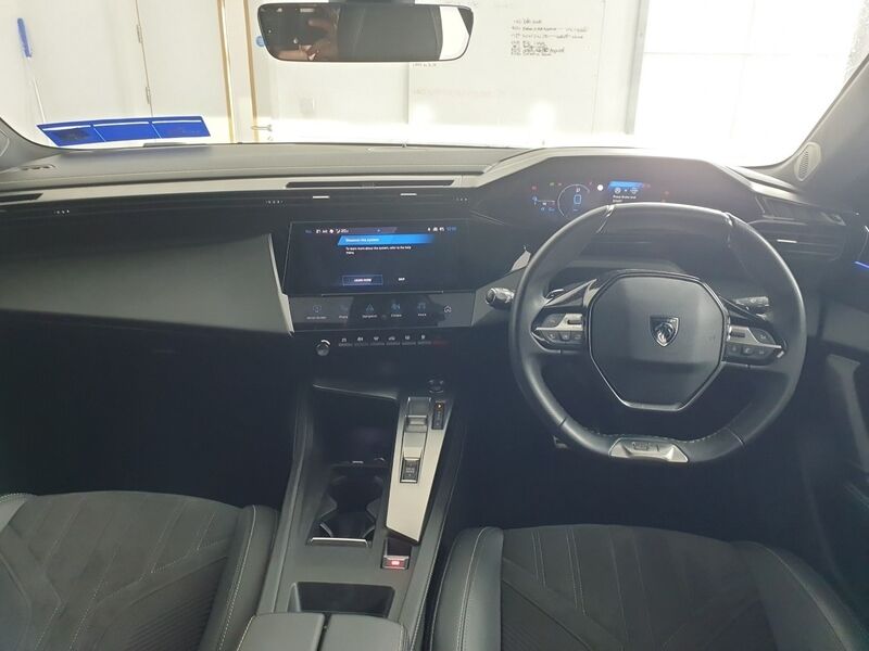 More views of Peugeot 408