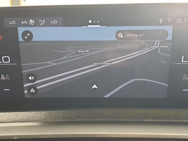 More views of Peugeot 3008