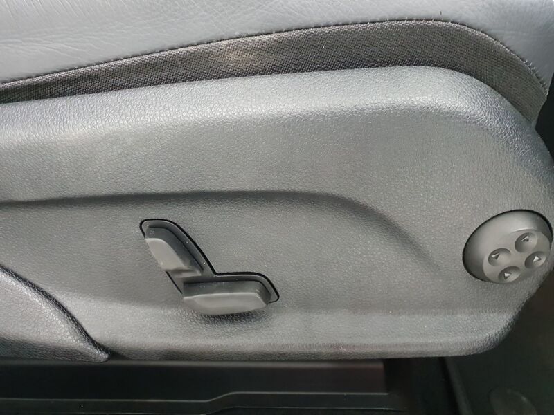 More views of Mercedes-Benz EQC