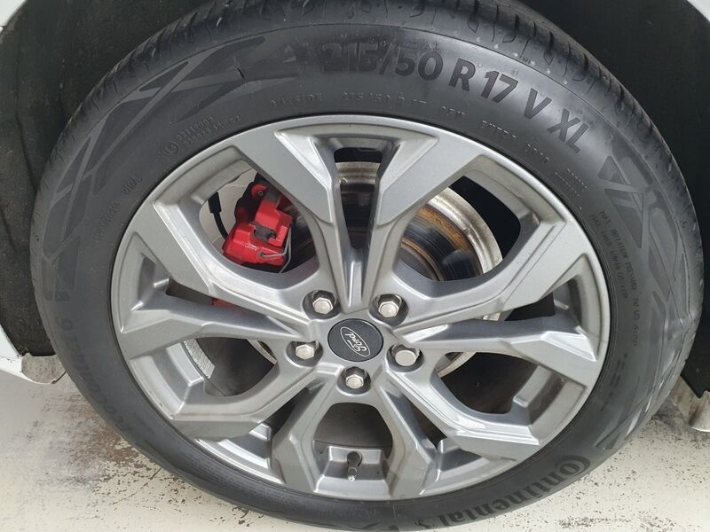 More views of Ford Focus