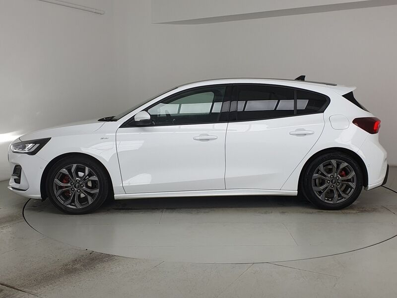 More views of Ford Focus