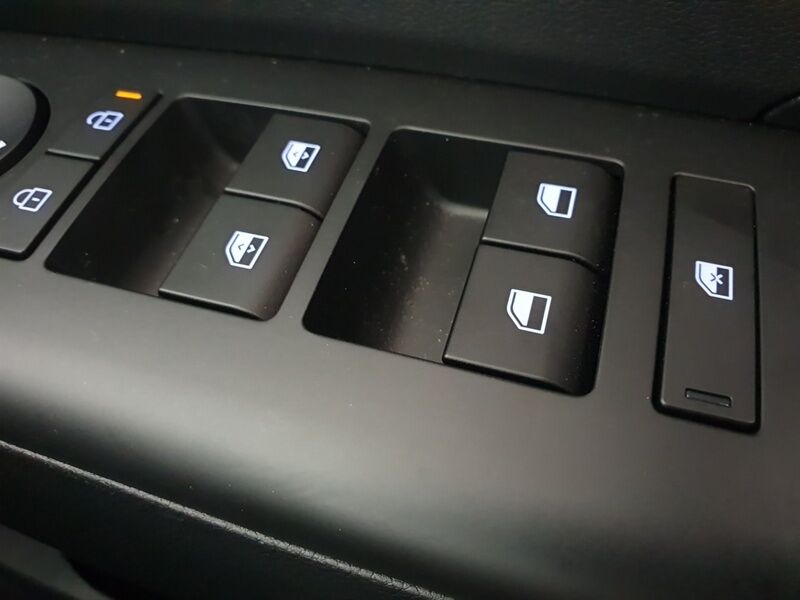 More views of Hyundai KONA