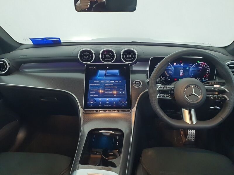 More views of Mercedes-Benz GLC
