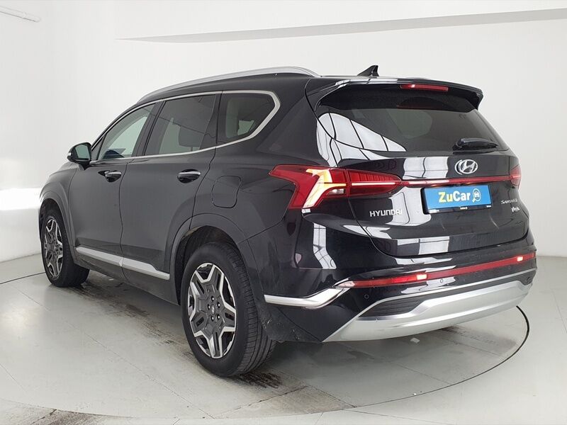 More views of Hyundai Santa Fe