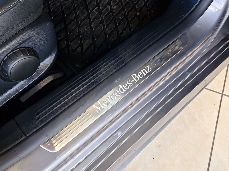 More views of Mercedes-Benz CLA