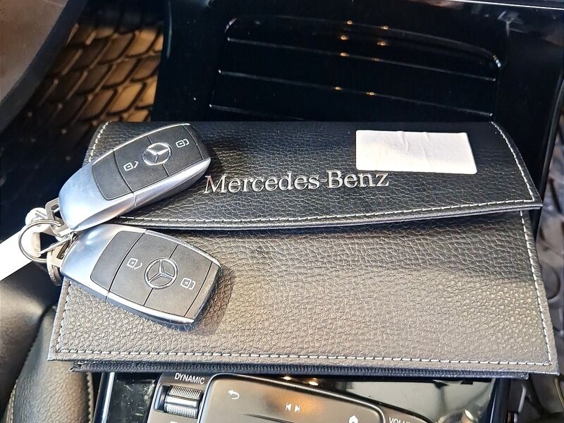 More views of Mercedes-Benz CLA