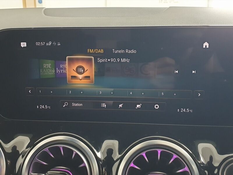 More views of Mercedes-Benz EQA