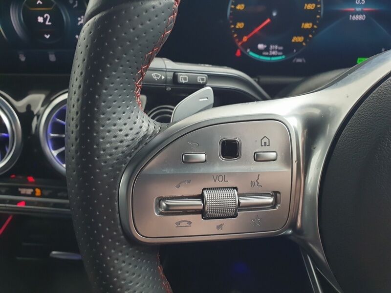 More views of Mercedes-Benz EQA