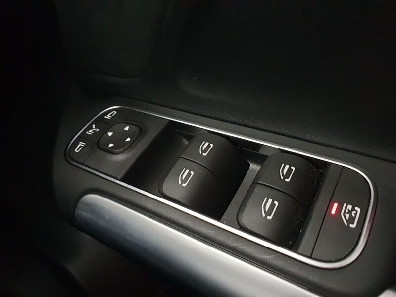 More views of Mercedes-Benz EQA