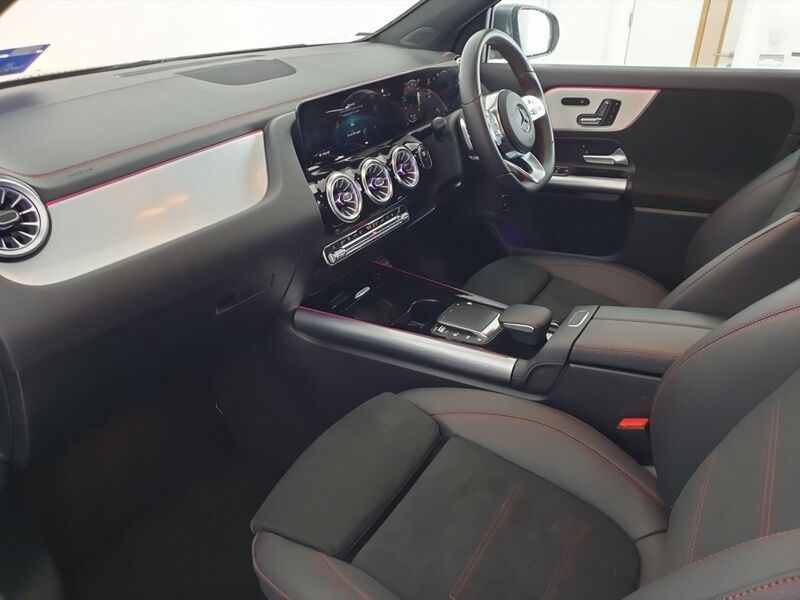 More views of Mercedes-Benz EQA