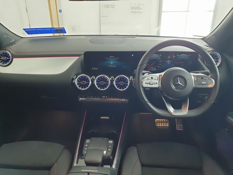 More views of Mercedes-Benz EQA