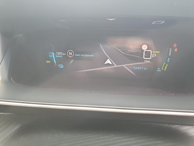 More views of Peugeot 208